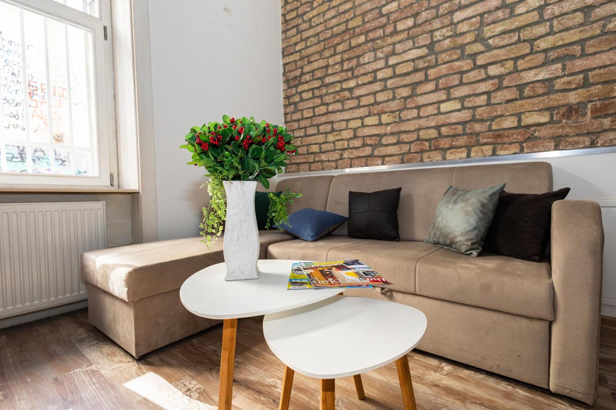 Spacious & Minimalistic In Downtown Apartment Sarajevo